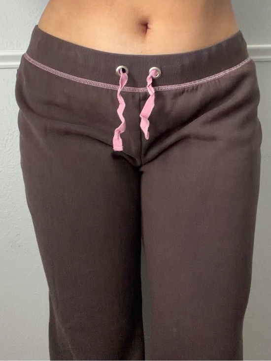 made for life Pants - made for life Brown Sweatshirt with Pink Stitching